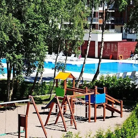 Good To Sea Polanki Kolobrzeg, Z Garazem 코워브제크