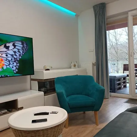 Good To Sea Polanki Kolobrzeg, Z Garazem 아파트 코워브제크