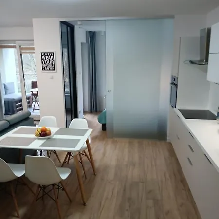 Good To Sea Polanki Kolobrzeg, Z Garazem 아파트