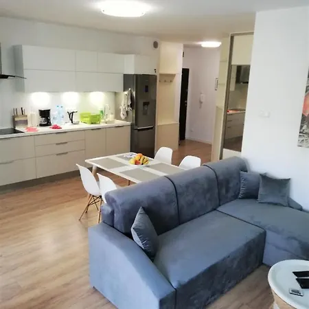 Good To Sea Polanki Kolobrzeg, Z Garazem Apartment