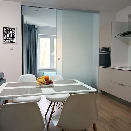 Good To Sea Polanki Kolobrzeg, Z Garazem Apartment *