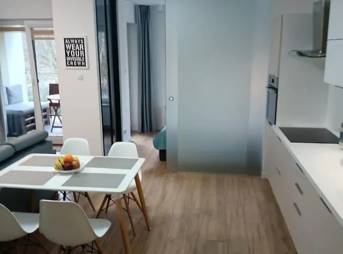 Good To Sea Polanki Kolobrzeg, Z Garazem Apartment